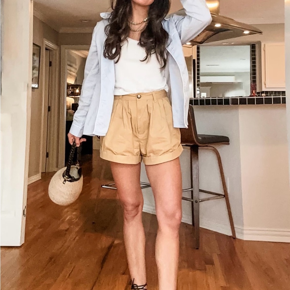 Doen Tan Shorts